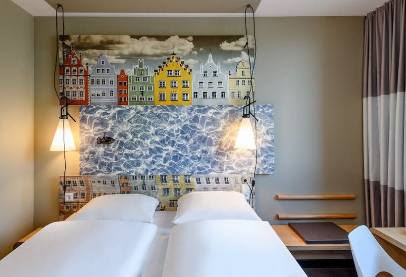 ホテル Ibis Landshut City