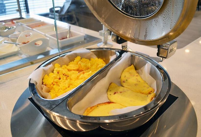 فندق Staybridge Suites   Red Deer North, An Ihg