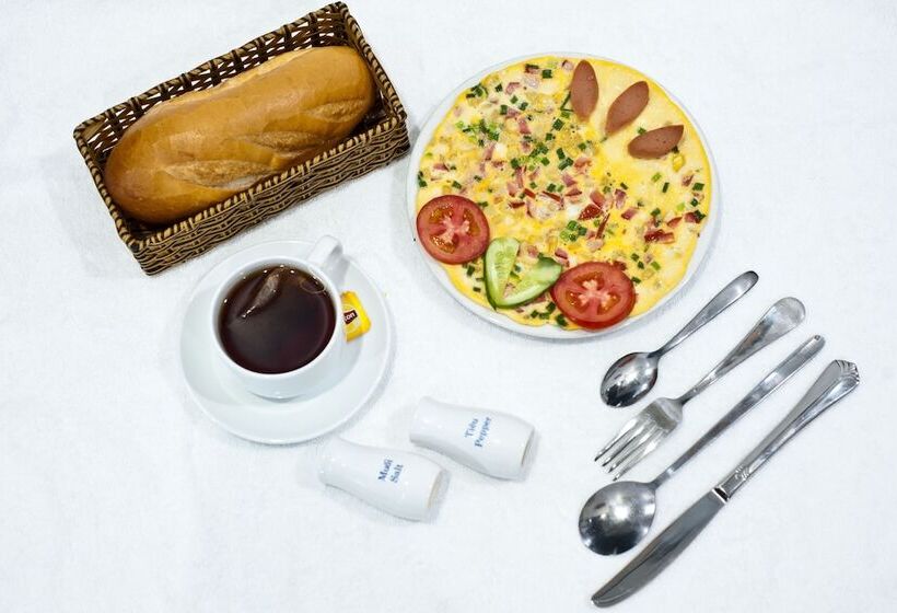 هتل The White House