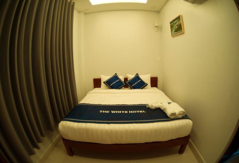 هتل The White House