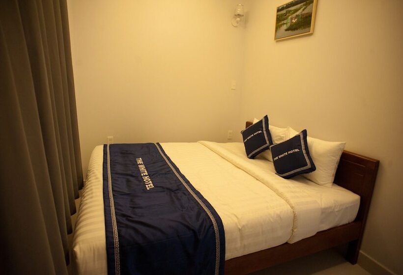 هتل The White House