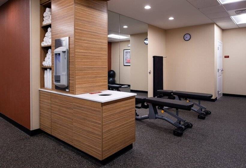 فندق Towneplace Suites By Marriott St. Louis Chesterfield