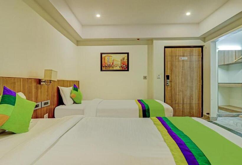 Отель Treebo Seaesta Rk Beach