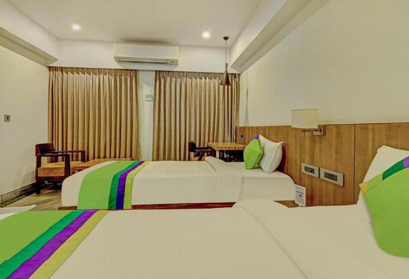 Отель Treebo Seaesta Rk Beach