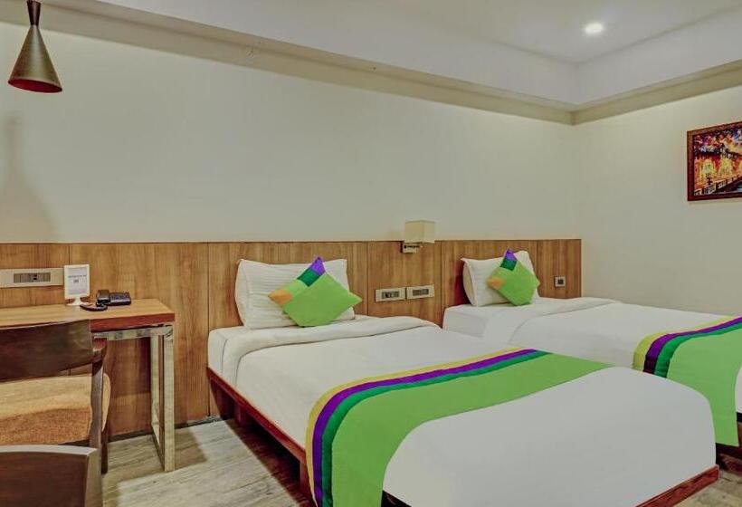 Отель Treebo Seaesta Rk Beach