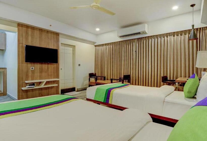 Отель Treebo Seaesta Rk Beach