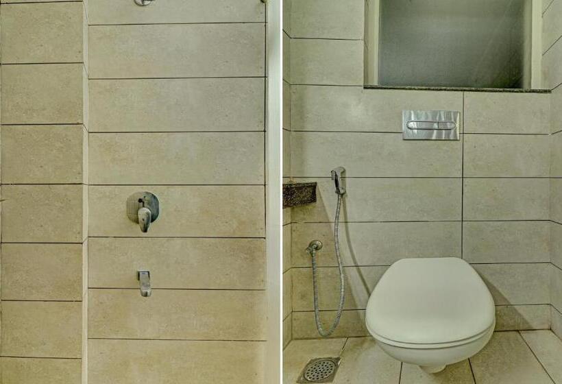 Отель Treebo Seaesta Rk Beach