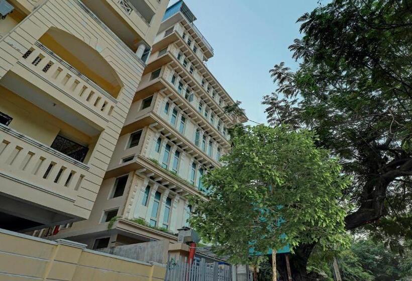 Отель Treebo Seaesta Rk Beach