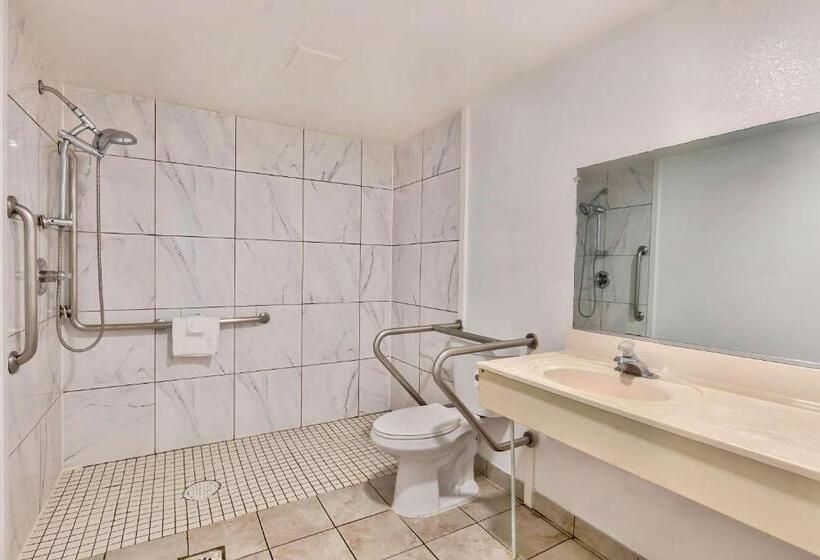 Motel 6falls Church, Va  Arlington Boulevard