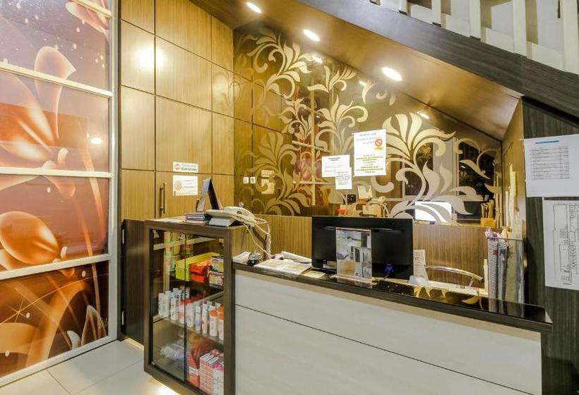 بنسيون Reddoorz Near Samarinda Central Plaza