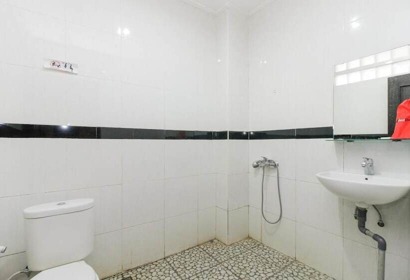 膳宿费 Reddoorz Near Taman Samarendah