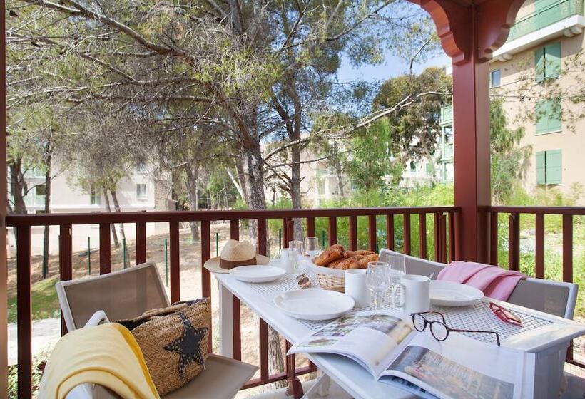 住所  Résidence Prestige Odalys Les Canissons