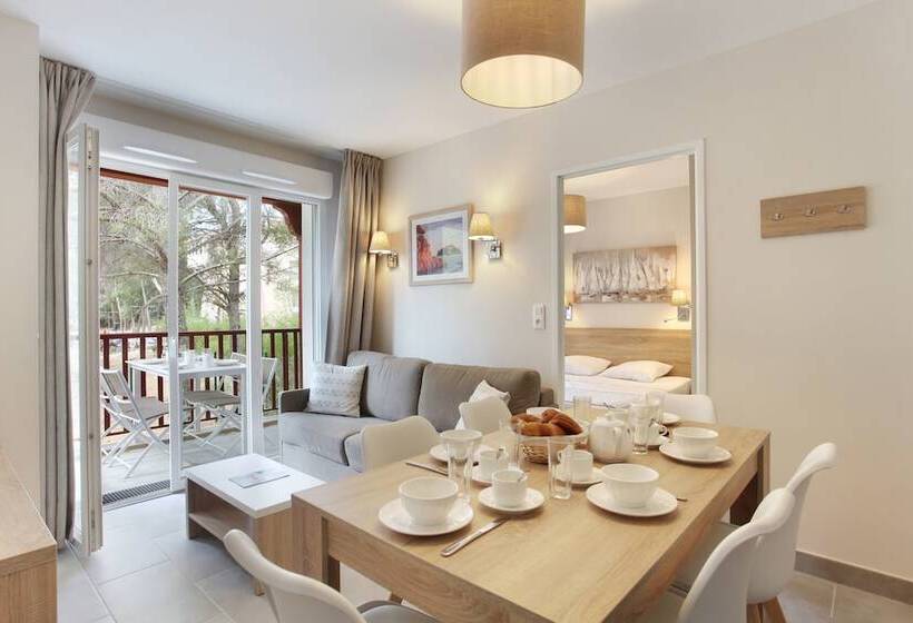 住所  Résidence Prestige Odalys Les Canissons