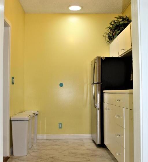 The Big Island Hostel