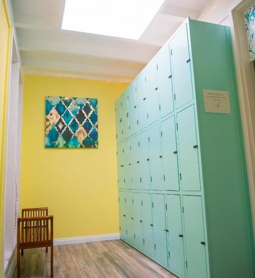 The Big Island Hostel