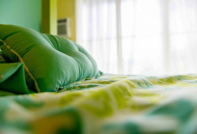 The Big Island Hostel