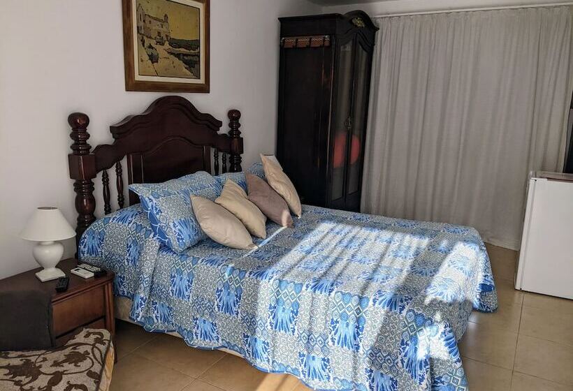 تختخواب و صبحانه Ars Amici