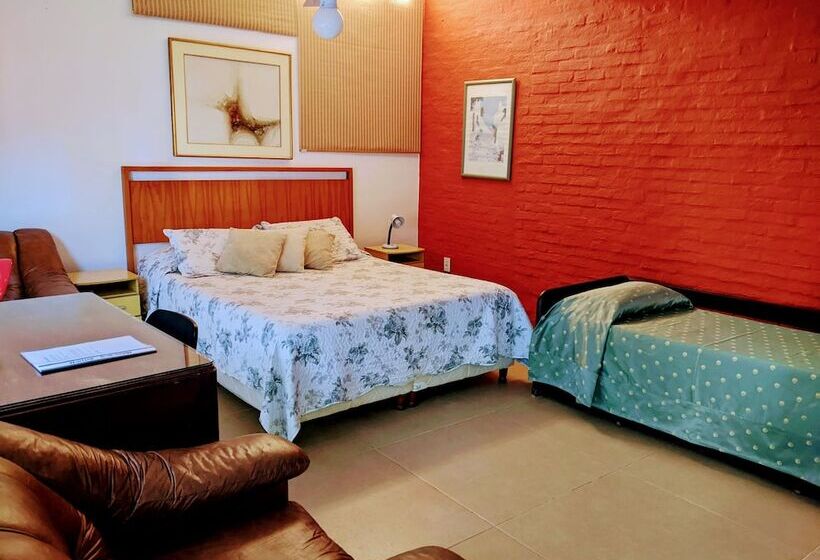 تختخواب و صبحانه Ars Amici