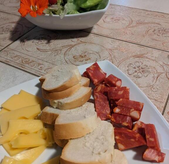 تختخواب و صبحانه Ars Amici