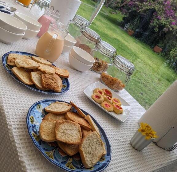 تختخواب و صبحانه Ars Amici