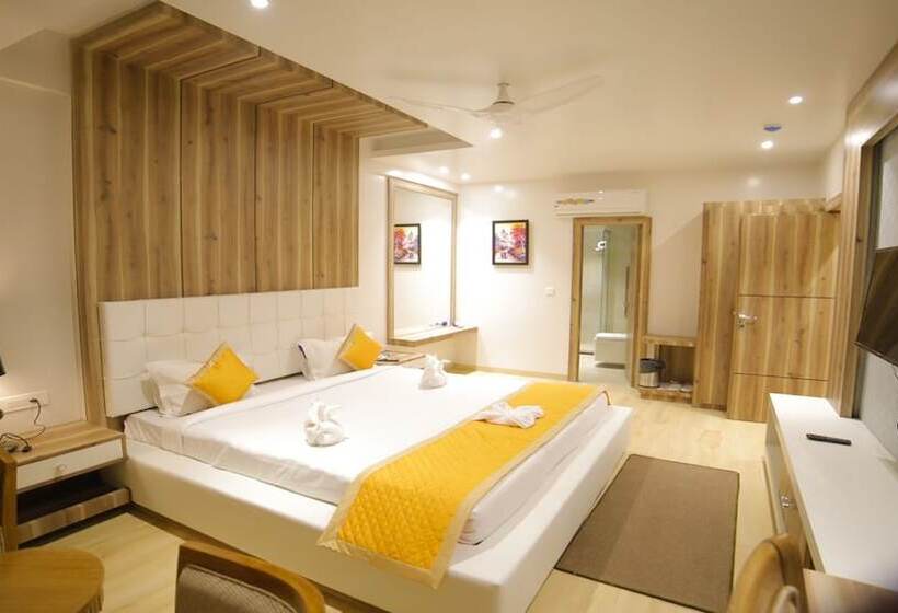 Dhamma Grand Hotel Resort