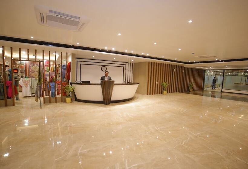 Dhamma Grand Hotel Resort