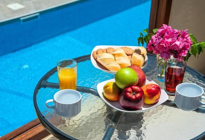 فندق Island Villa Heated Pool