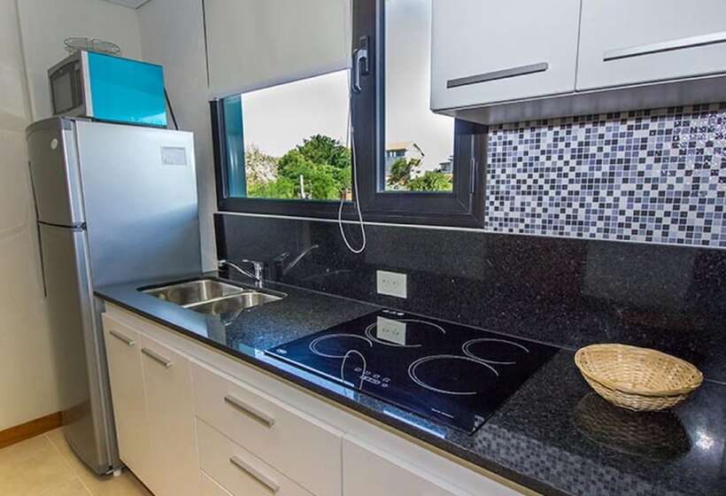 酒店 Julieta Y El Mar