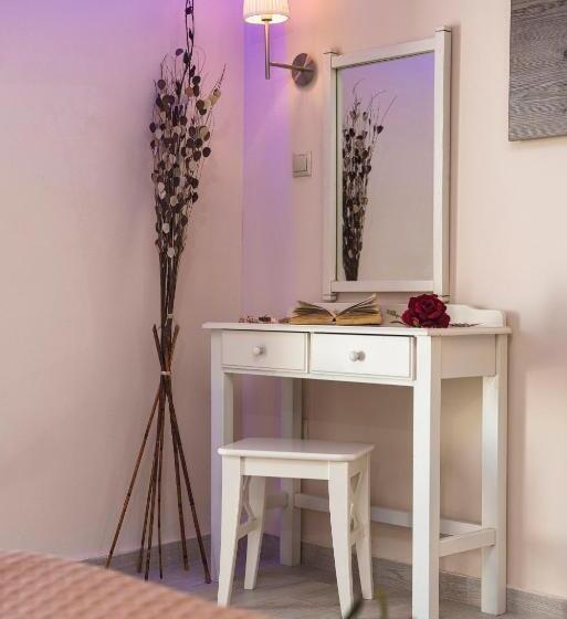 Отель Onar Corfu Aparts & Studios