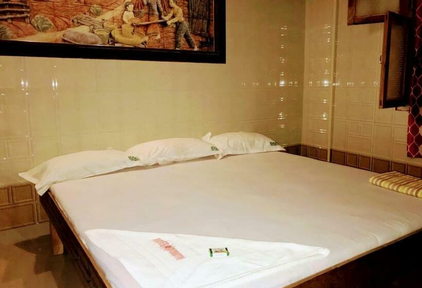 בית מלון כפרי Rehoboth Home Stay