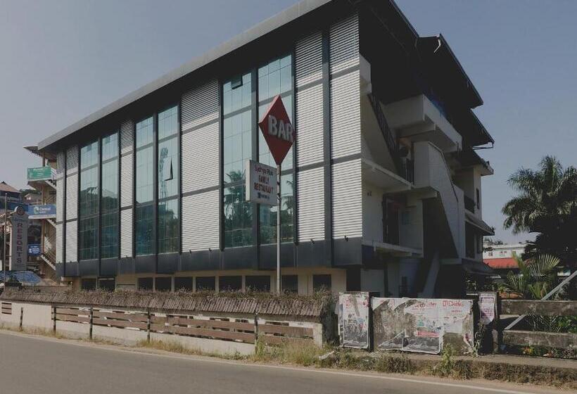 هتل Collection O Edassery Resort