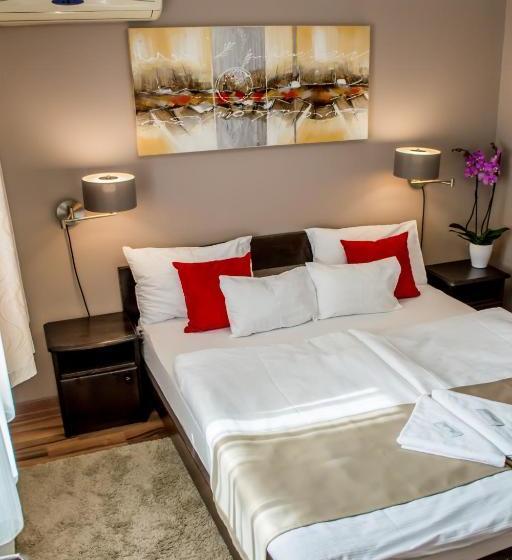 Medora Park Bagolyvár Apartmanház