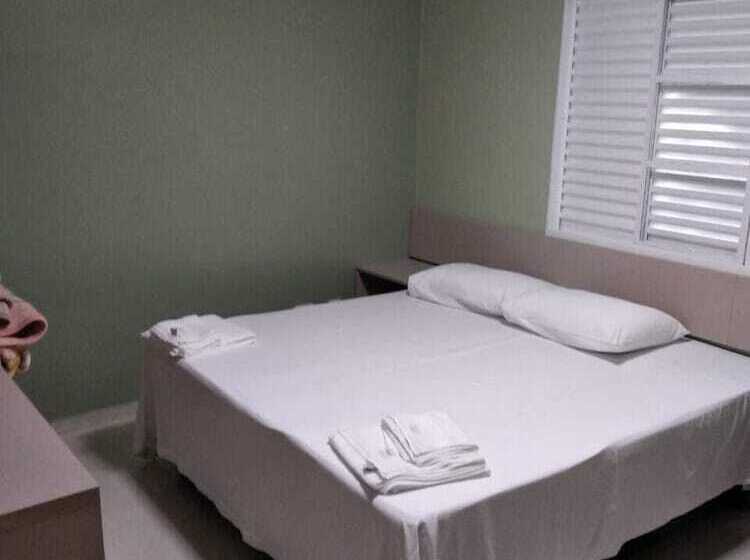 ペンション Pousada Golden Cataratas