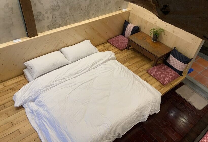 Yilan For A Night B&b