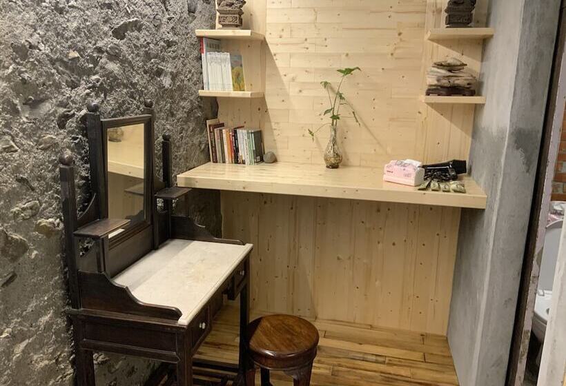 Yilan For A Night B&b