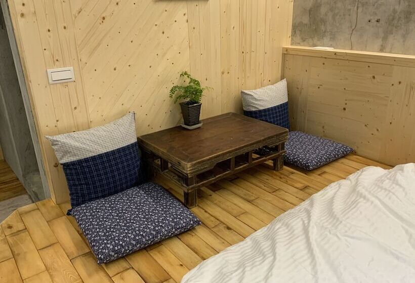 Yilan For A Night B&b