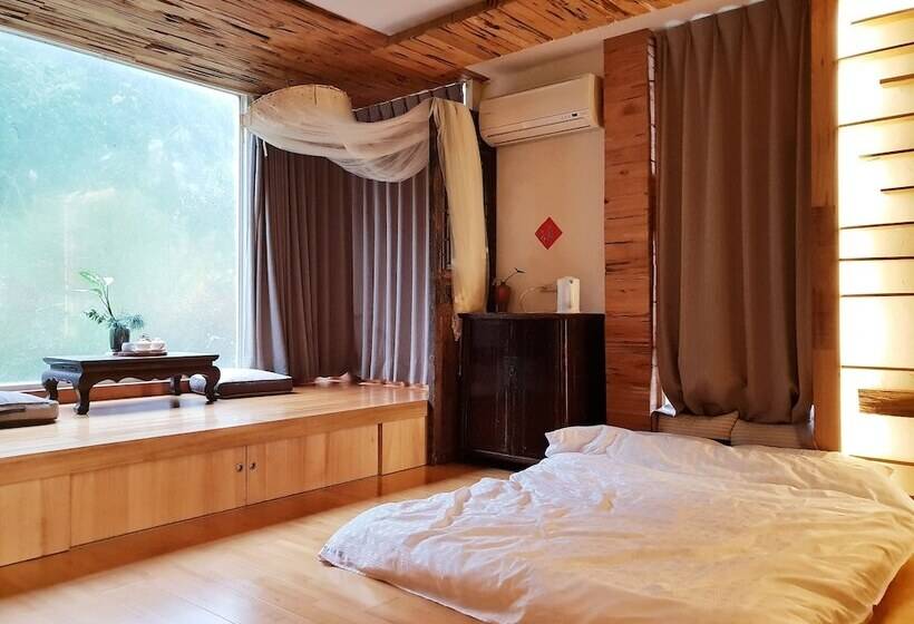 Yilan For A Night B&b