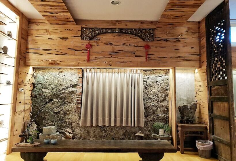 Yilan For A Night B&b