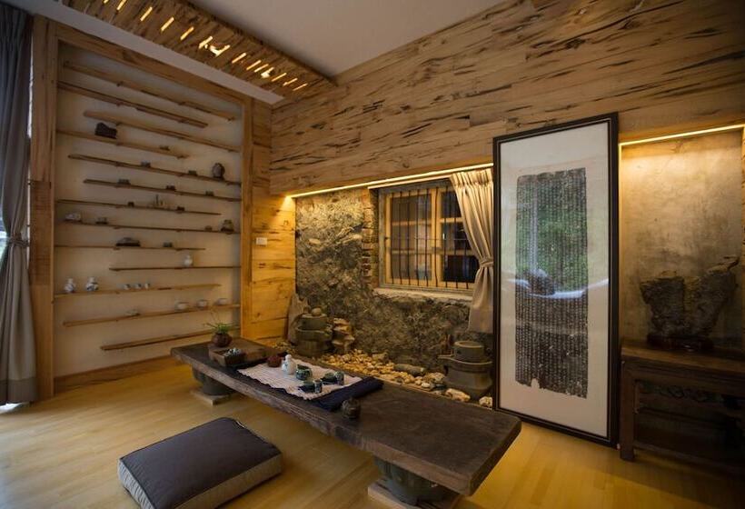 Yilan For A Night B&b