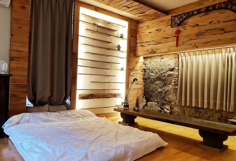 Yilan For A Night B&b