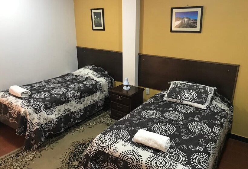 هاستل Cittadella Hostal