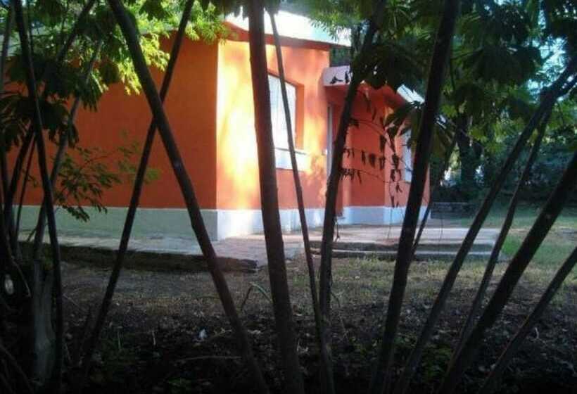 旅馆 Hospedaje Los Quebrachos