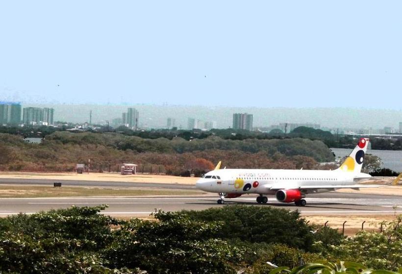 ユースホステル Hostal Happy Day