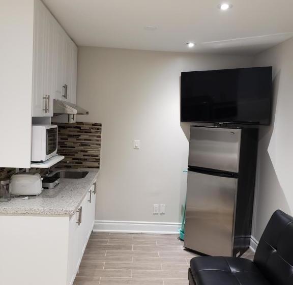 هاستل Toronto Rooms And Suites