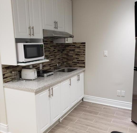 هاستل Toronto Rooms And Suites