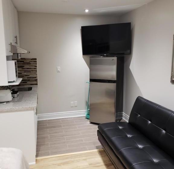 هاستل Toronto Rooms And Suites