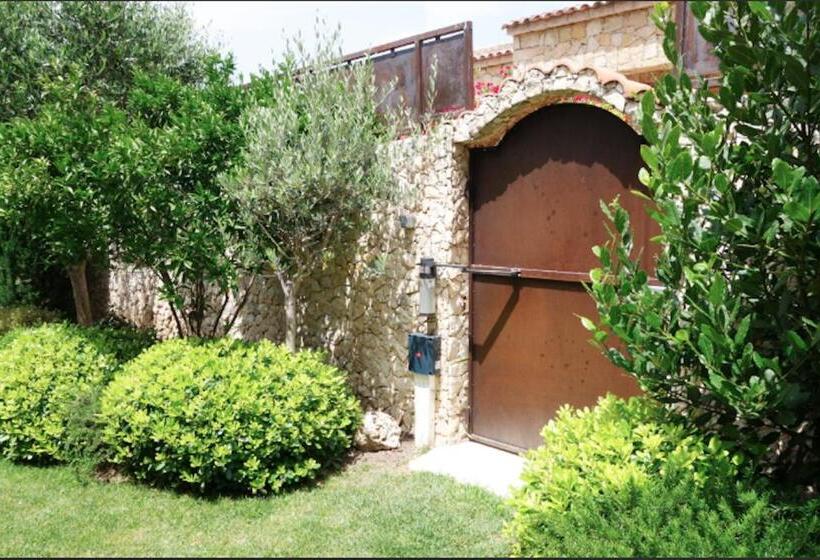 تختخواب و صبحانه Chez Virginie