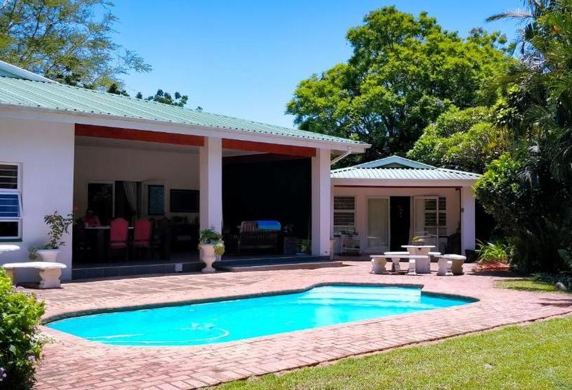 צימר Mtuba Manor Guest House