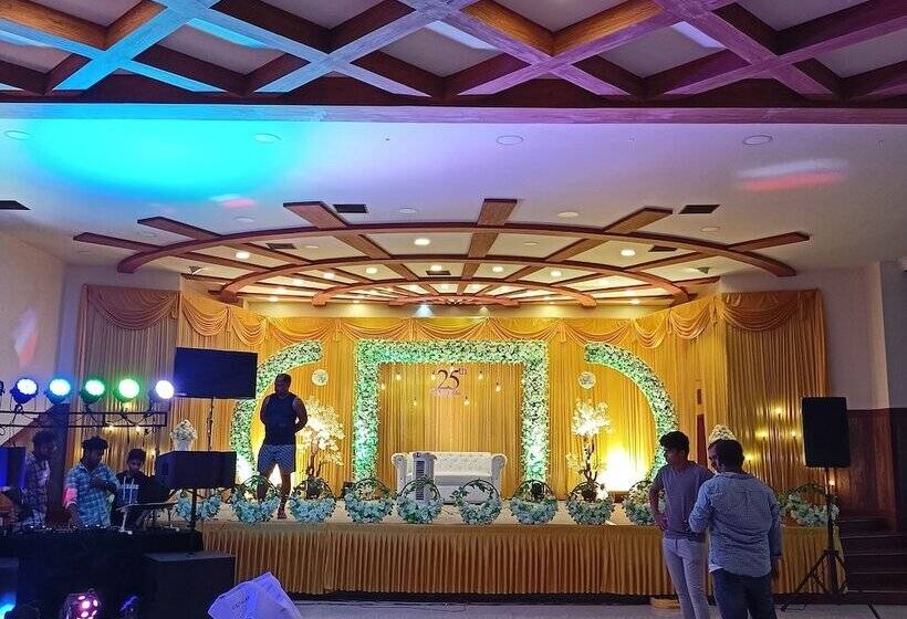 Отель Ramraj Regency