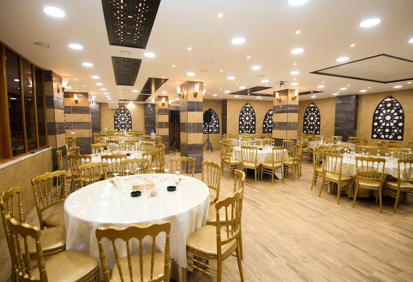 فندق Grape Village